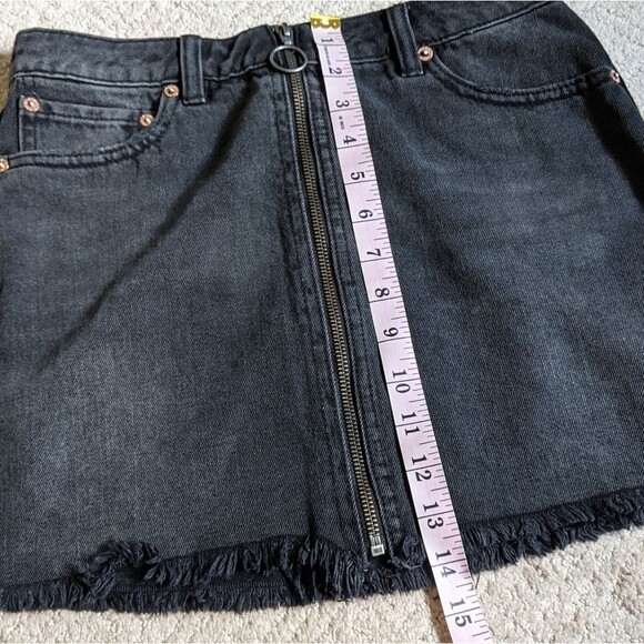 We The Free Free People Black Zip It Up Denim Micro Mini Skirt Raw Hem Size 26 - Picture 5 of 9